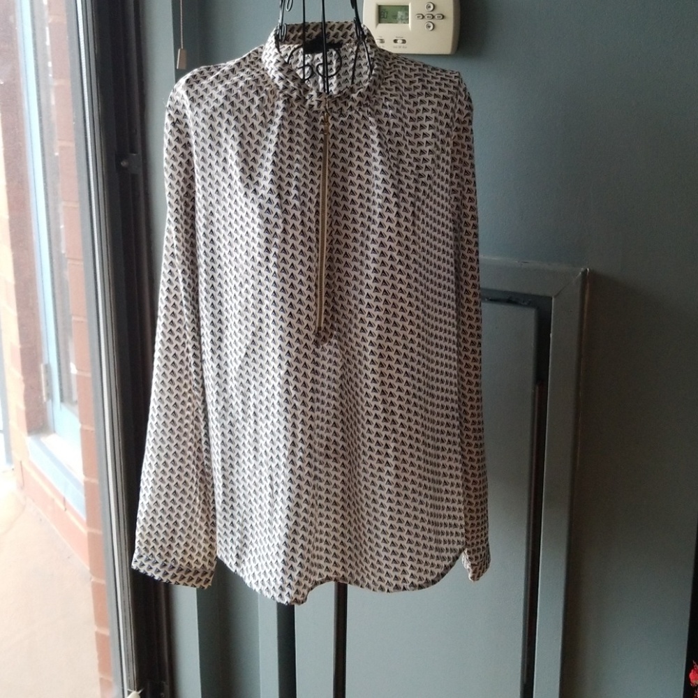 Blouse - Picture 2 of 4